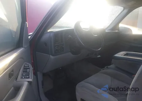 2004 Chevrolet Tahoe Ls из США, поврежденный, VIN 1GNEC13V54R151063